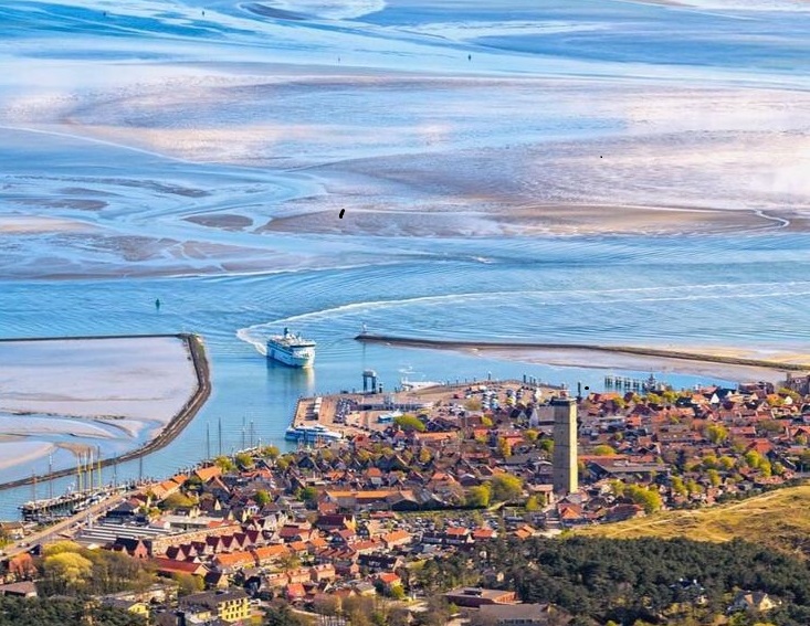 Zon, zee, strand… en een nieuwe school